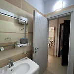 Stylish 50m From Radhime Apartamento